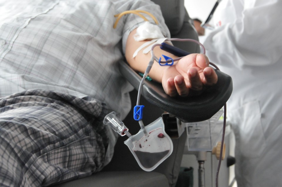 Doações de sangue precisam aumentar em mais da metade dos países, diz OMS