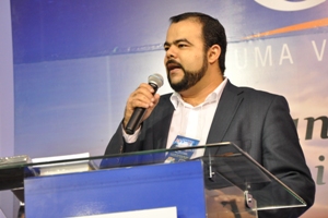 Dr. Uziel Santana - Presidente da Anajure