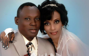 Sudanesa condenada à morte por apostasia dá à luz na prisão