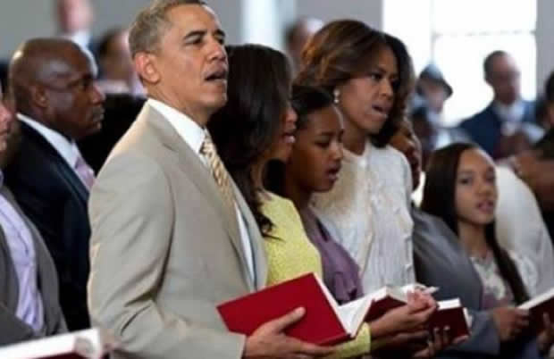 Barack Obama não adora no púlpito