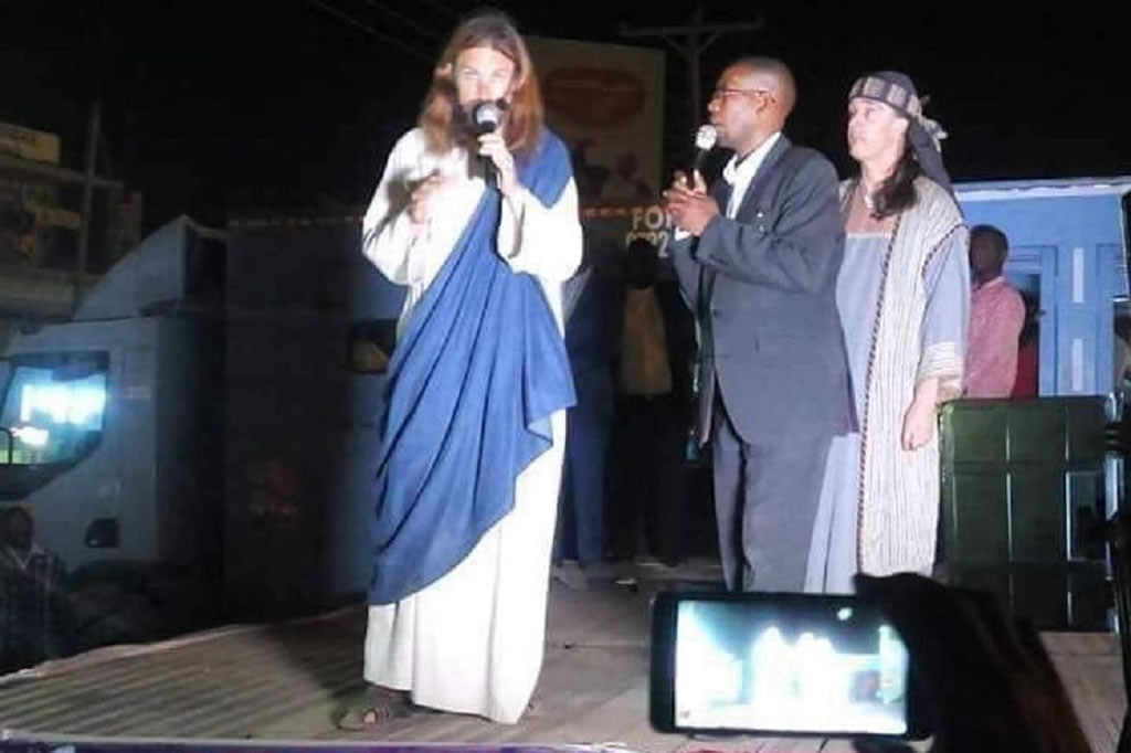 No Quênia, homem diz ser “Jesus” e convence muitas pessoas